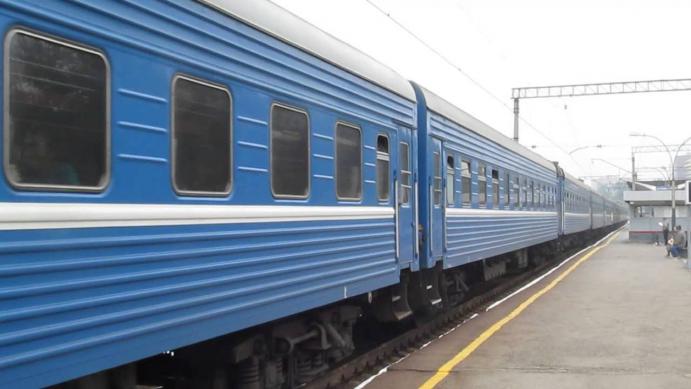 Поезд Адлер — Воркута раздавил юного мужчину в Ростовской области