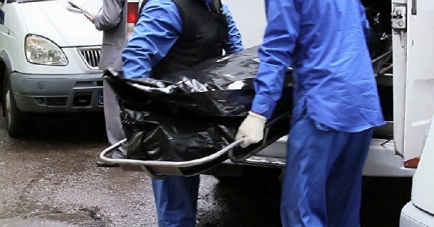 Убитого лопатой гражданина Сербии нашли под грузовиком в Подмосковье