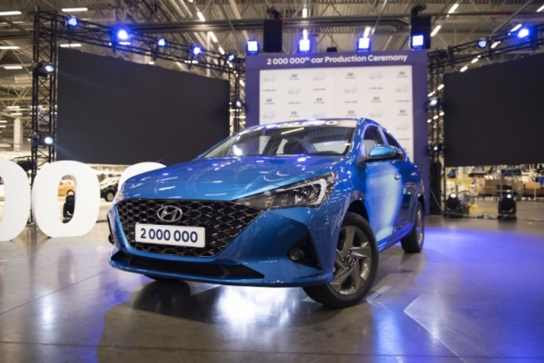 Петербургский завод Hyundai представил обновлённый Hyundai Solaris