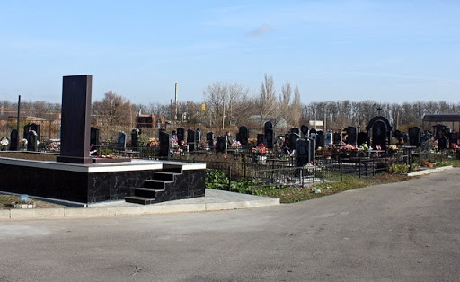От нехватки мест на кладбище в Таганроге хотят хоронить в режиме ЧС